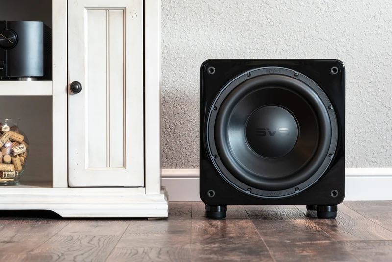 SVS SB-3000R | Caisson de basses 1200Watts avec HP de graves de 13''