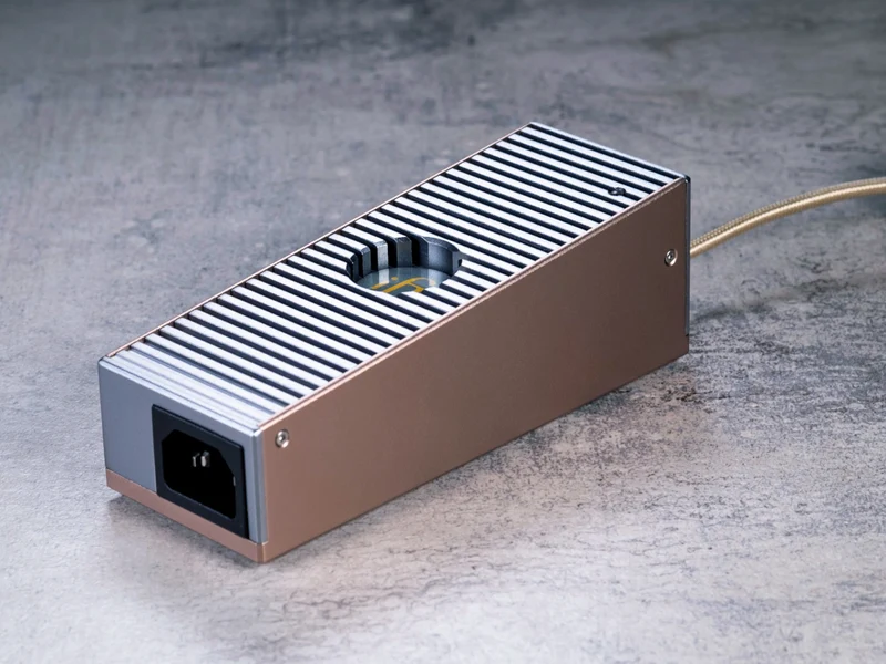 iFi Audio iPOWER Elite 24V