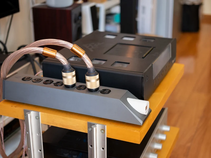 iFi Audio SupaQuasar