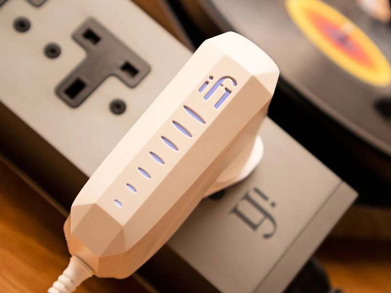 iFi Audio iPOWER X - 5V