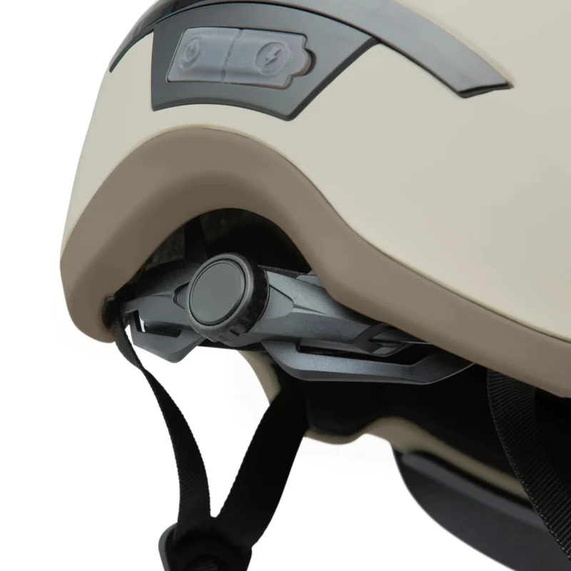 Casque vélo urbain avec clignotants intégrés TAAC Corso