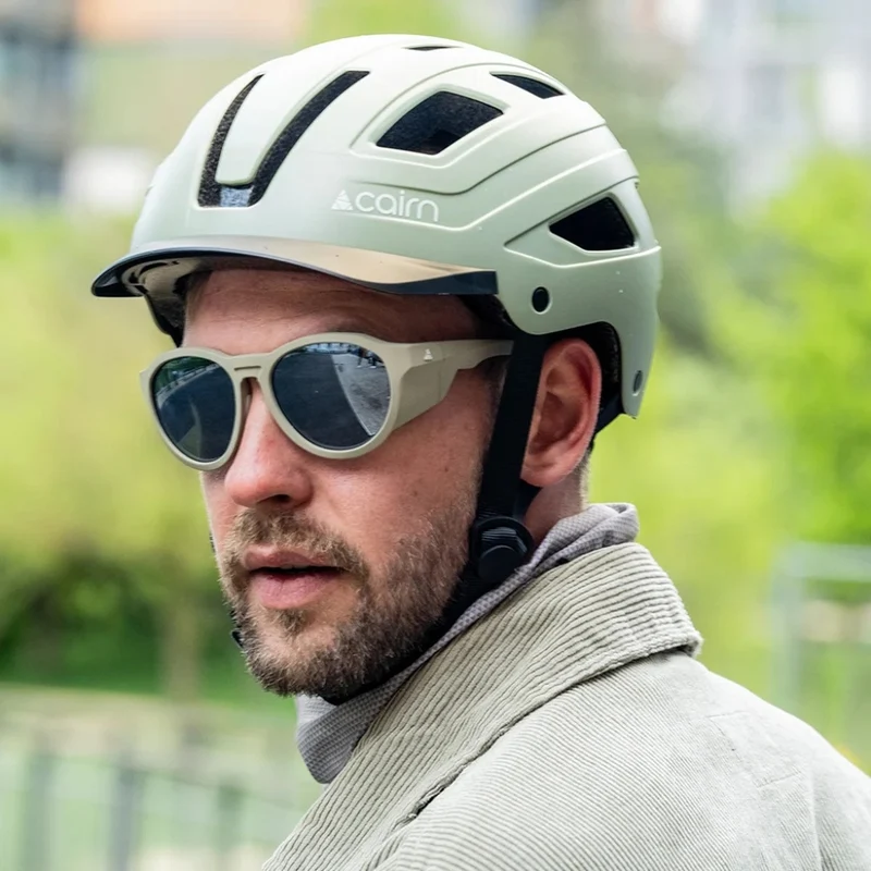 Casque de vélo ville avec lumière LED Cairn Clarke