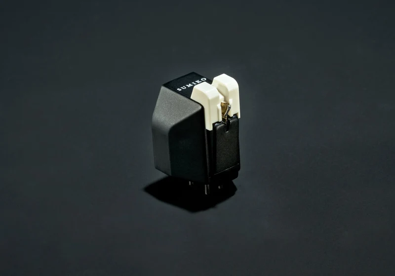 SUMIKO Rainier | Cellule à aimant mobile (Moving Magnet)
