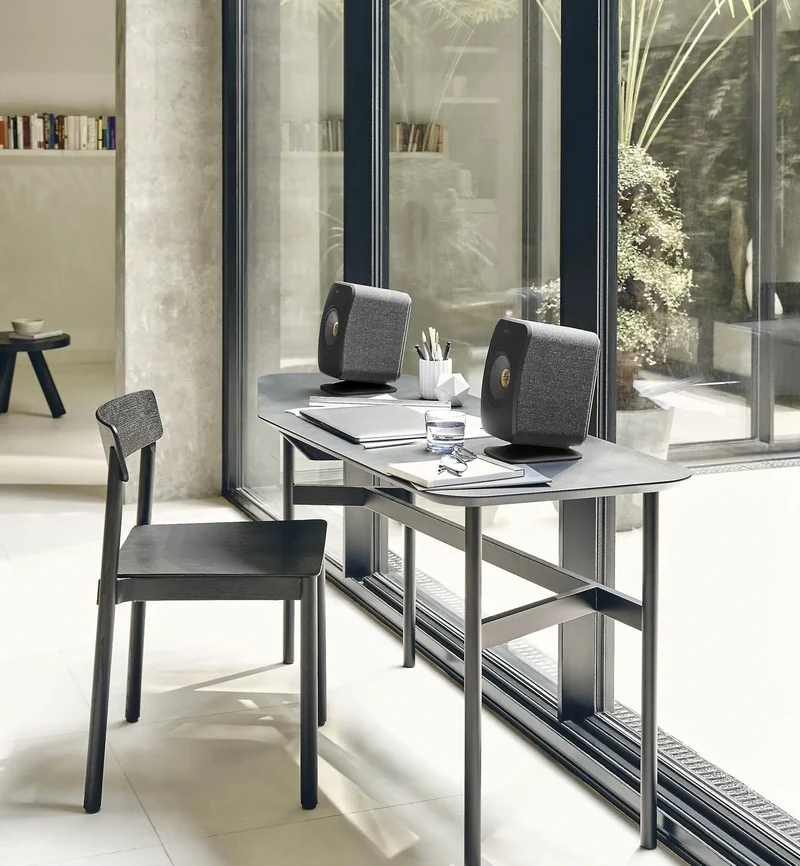 KEF P1 | Supports de bureau pour enceintes amplifiées KEF LSX II, LT