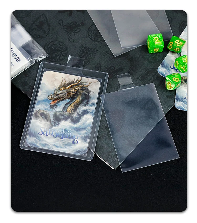 Accessoires TCG – Sleeve à languette x50 – Sanseking – 65×90mm – Transparent