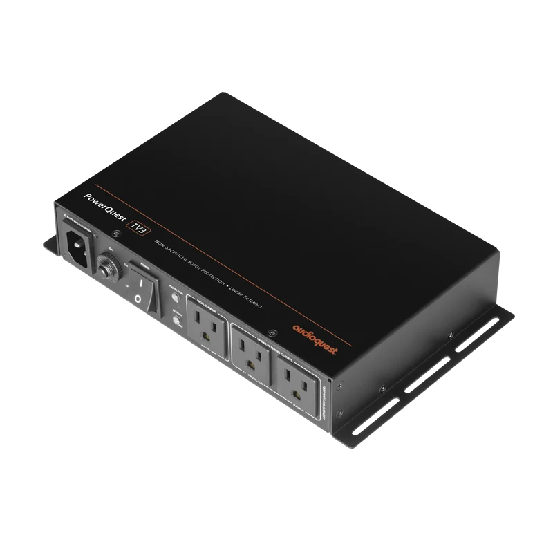 AudioQuest PowerQuest TV3 | Protecteur de surtension avec filtration avancée du courant