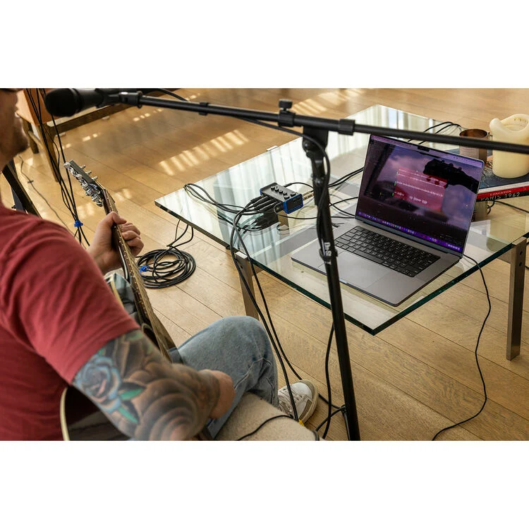 Zoom AMS-44 USB-C Audio Interface