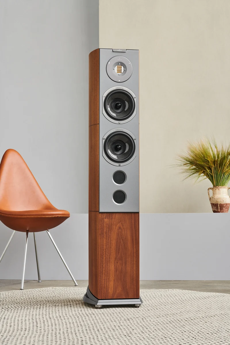 Audiovector R6 Arrete - Enceintes de type colonne sophistiqué pour audiphiles exigeants