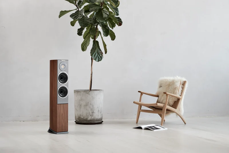 Audiovector R3 Arrete - Enceintes de type colonne pour audiophile parfaitement équilibrée