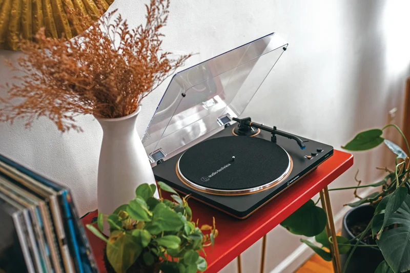 audio-technica AT-LP70XB - Table tournante à entraînement par courroie entièrement automatique