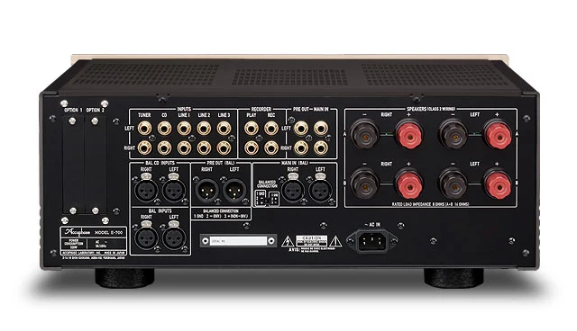 Accuphase E-700 - Amplificateur stéréo intégré 35W/C Pur Classe A, facteur amortissement de 1000