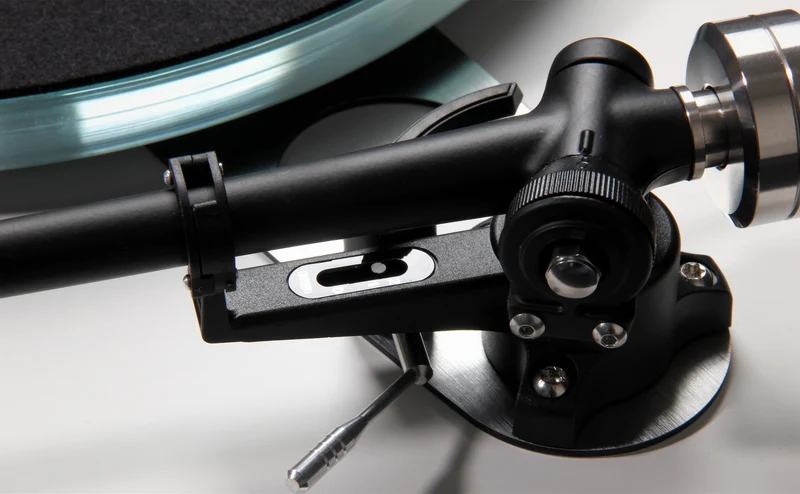 REGA Planar 6 - Table tournante avec cartouche Ania Pro + alimentation NEO MK2 incluse