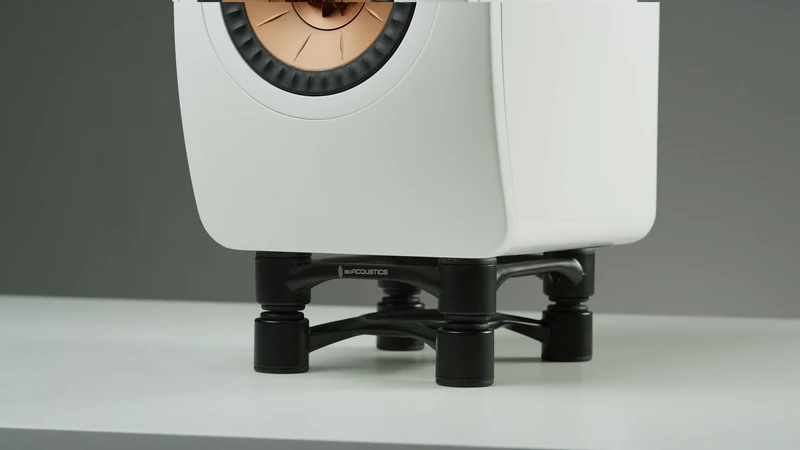 IsoAcoustics Aperta - Supports isolateurs inclinables pour enceintes acoustiques 35lb (paire)