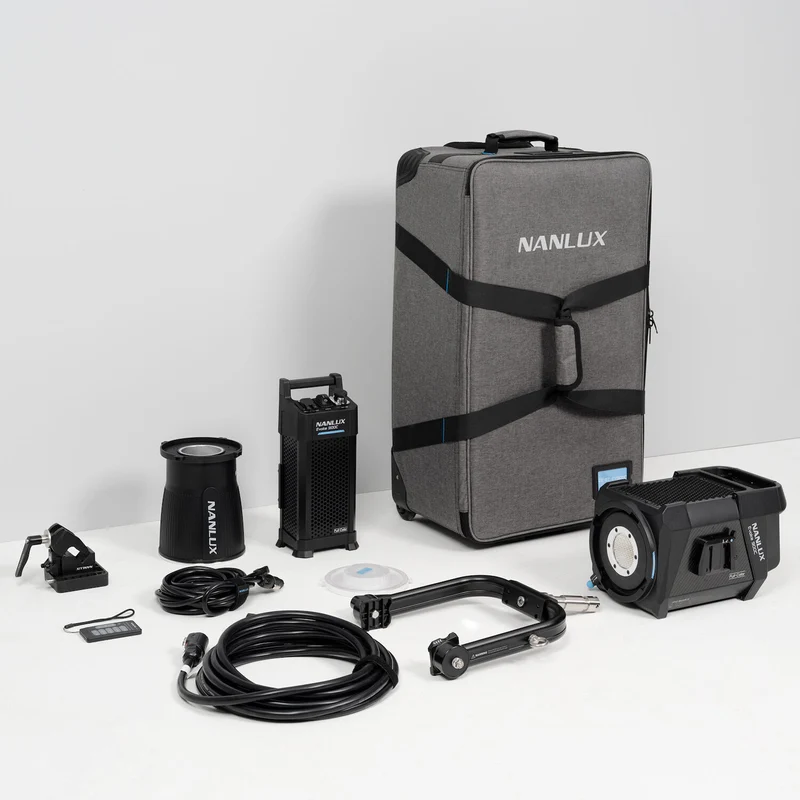 Nanlux Evoke 900C Spot Light with Trolley Case