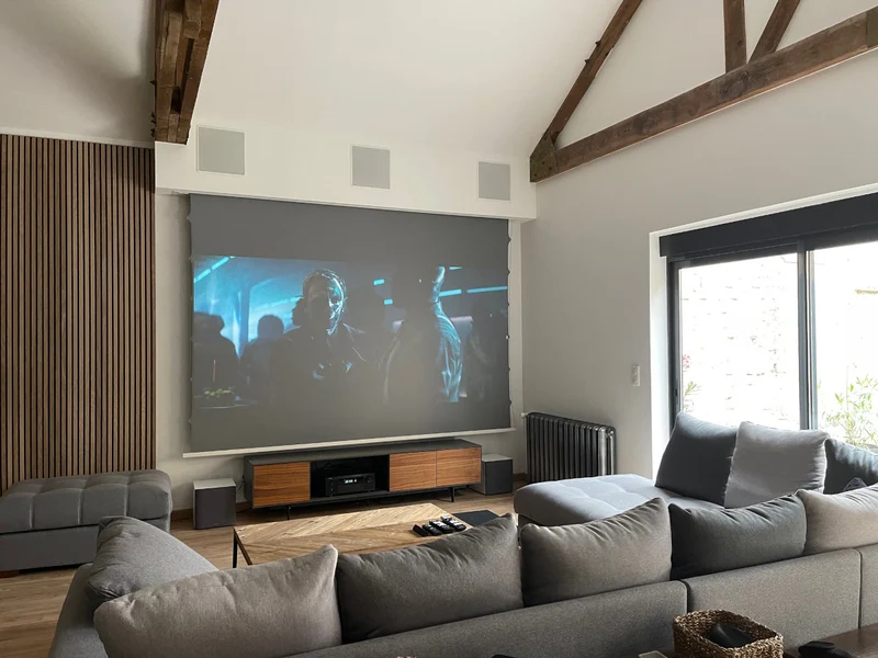 AV Concept Products CeilingScreen Tensioned X (BlackDrop 10cm) - Infinity+ (Toile à l'avant du carter)