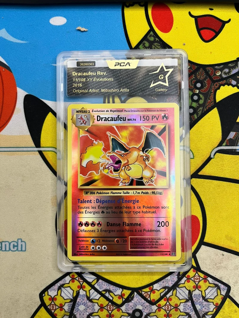 Carte Gradée Pokémon – Dracaufeu 11/108 Reverse – PCA Gallery – XY Evolutions – Français