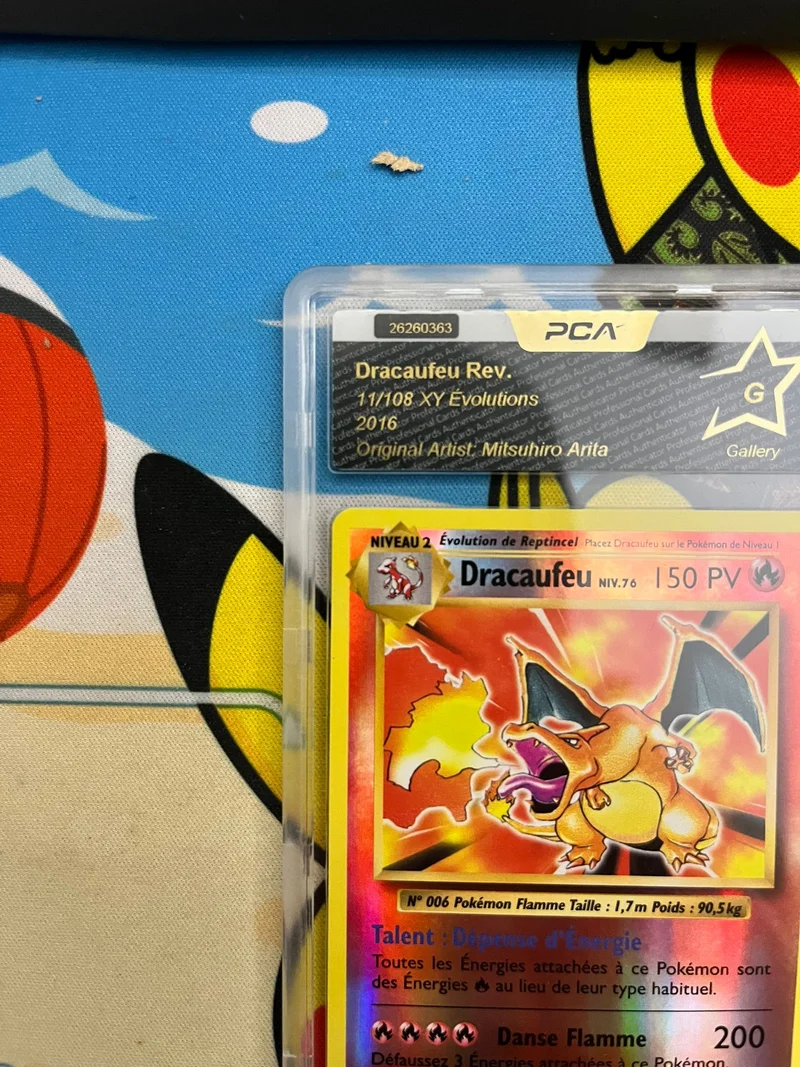 Carte Gradée Pokémon – Dracaufeu 11/108 Reverse – PCA Gallery – XY Evolutions – Français