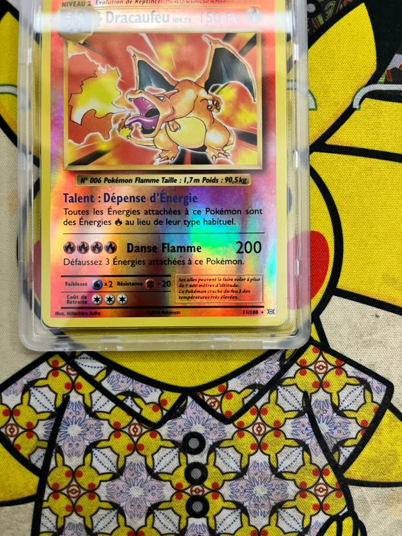 Carte Gradée Pokémon – Dracaufeu 11/108 Reverse – PCA Gallery – XY Evolutions – Français