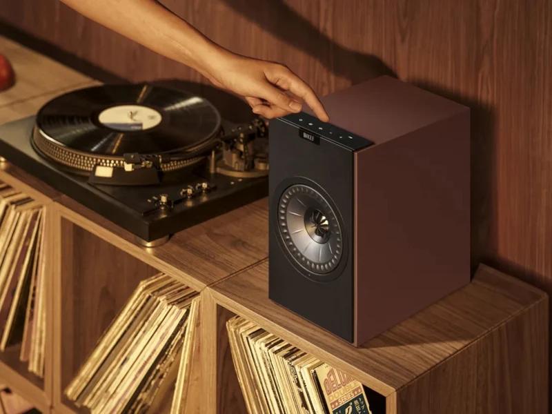 KEF CODA W