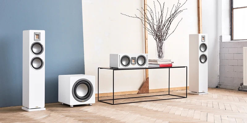 Audiovector QRSUB - Caisson de basses avec haut-parleur de graves de 10'' 350W de puissante!