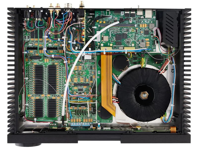 NAIM NSC 222 - Préamplificateur stéréo et lecteur réseau
