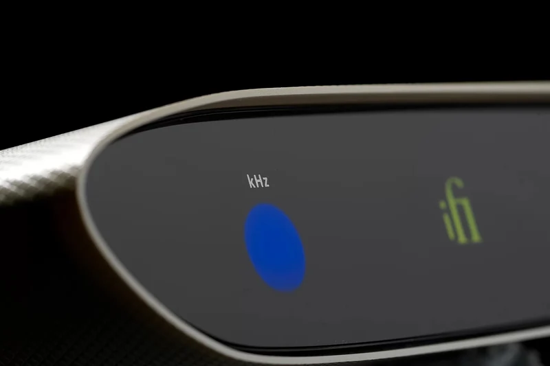 iFi Audio ZENAirBluev2 - Récepteur Bluetooth HD avec DAC ESS Sabre
