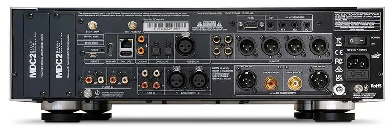 NAD M66 - Préamplificateur + DAC ESS Sabre