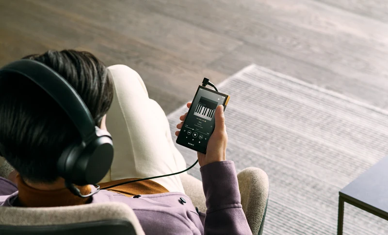 Sony NWZX707B - Baladeur Haute-Résolution, LCD 5'', DSD, Batterie 25h