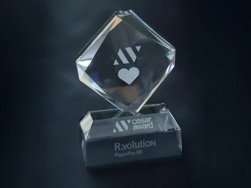 R_VOLUTION PlayerPro 8K