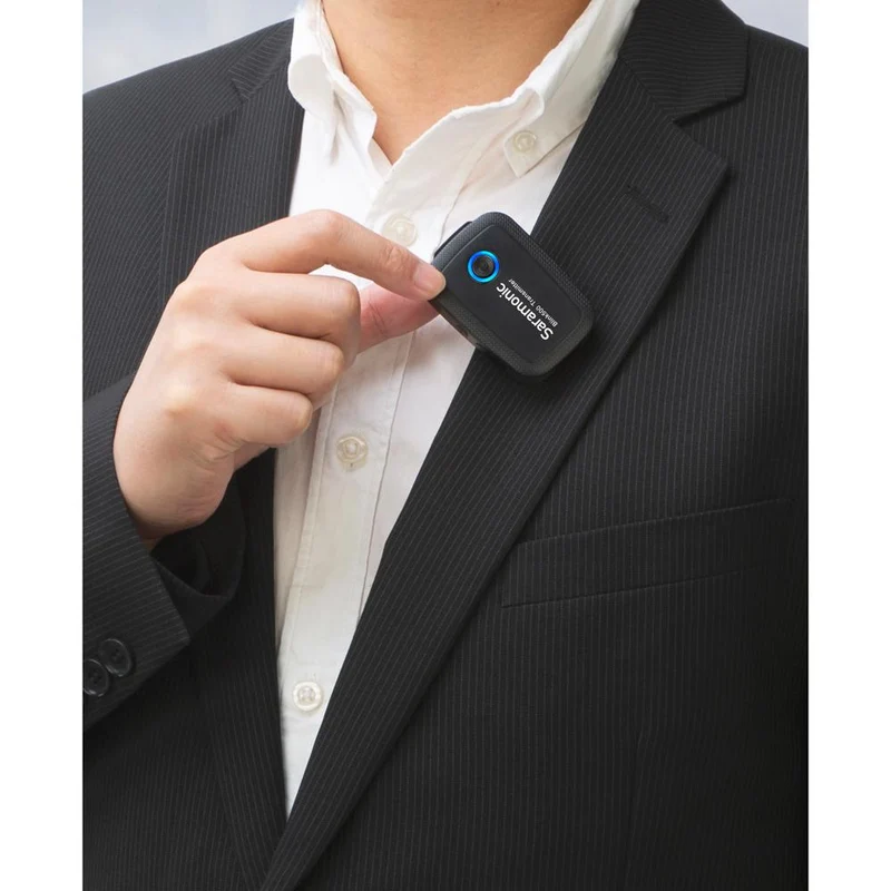 Saramonic Blink 500 Digital Camera-Mount Wireless Omni Lavalier Microphone System (2.4 GHz) Black 2 Transmitters + 2 Lav mics Camera Mount