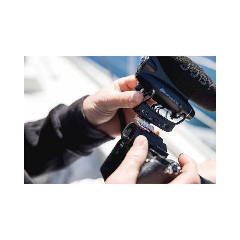 JOBY Wavo PRO Hybrid Analog/USB Camera-Mount Shotgun Microphone