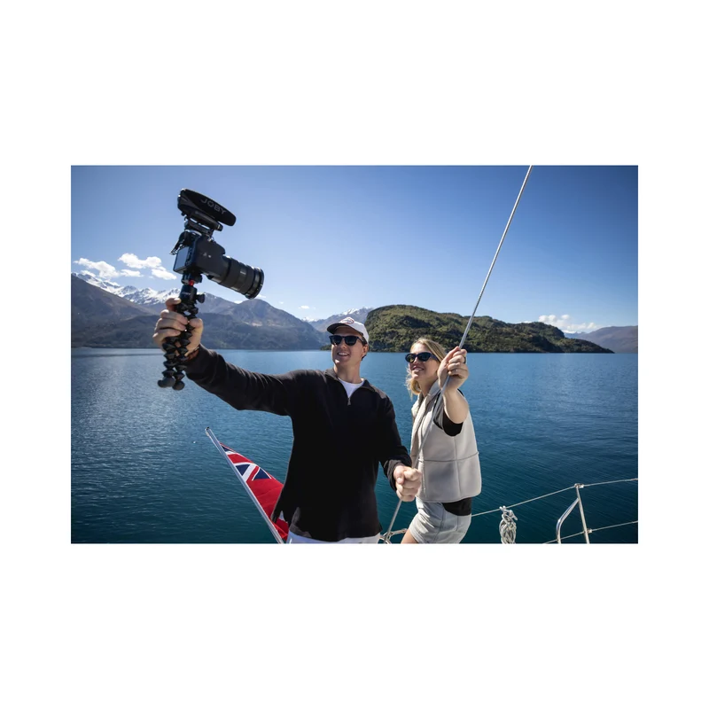 JOBY Wavo PRO Hybrid Analog/USB Camera-Mount Shotgun Microphone