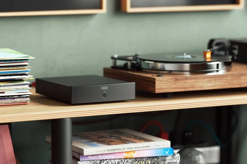 Hegel V10 - Préamplificateur phono neutre, son dynamique et révélateur