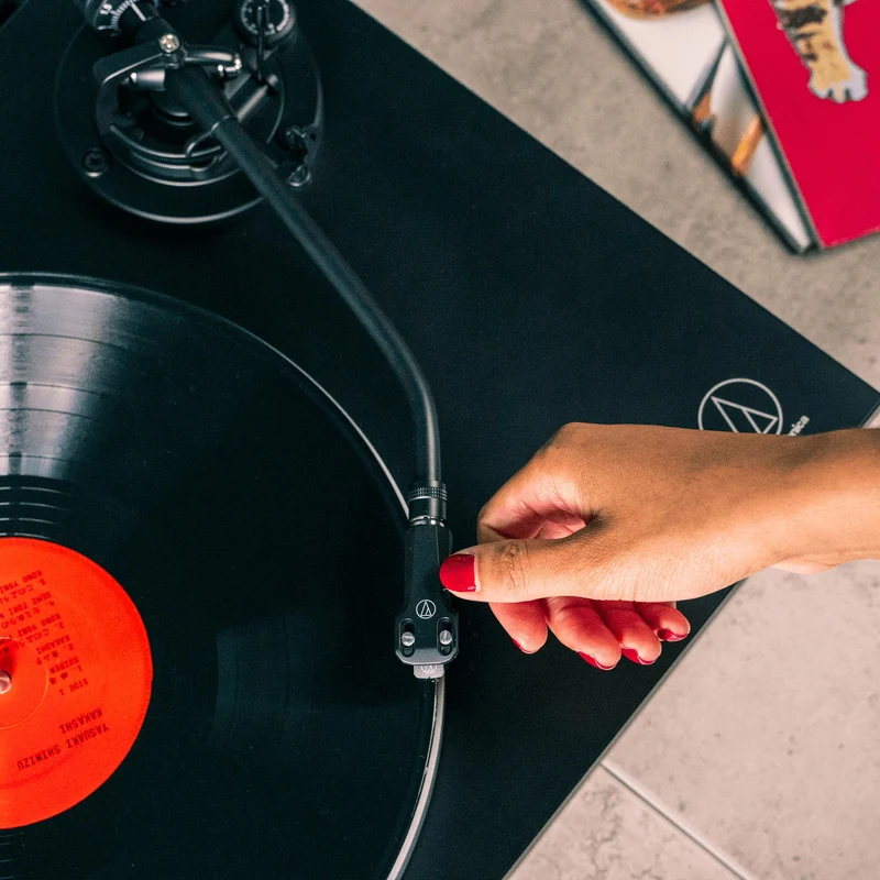 audio-technica AT-LP5X - Table tournante manuelle à entraînement direct