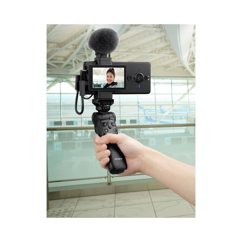 Sony ECM-G1 Ultracompact Camera-Mount Vlogger Shotgun Microphone