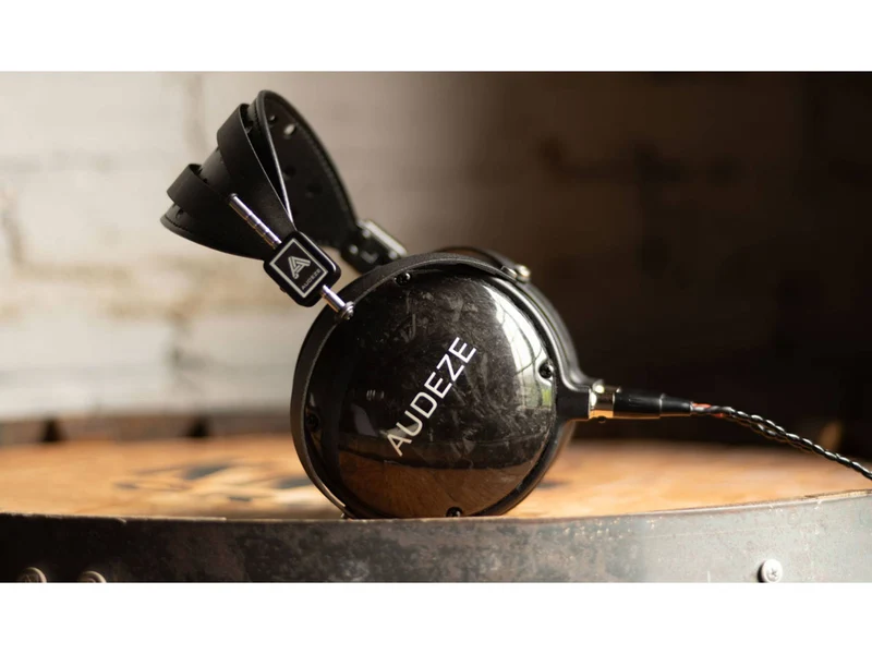 AUDEZE LCD-2 Closed Back