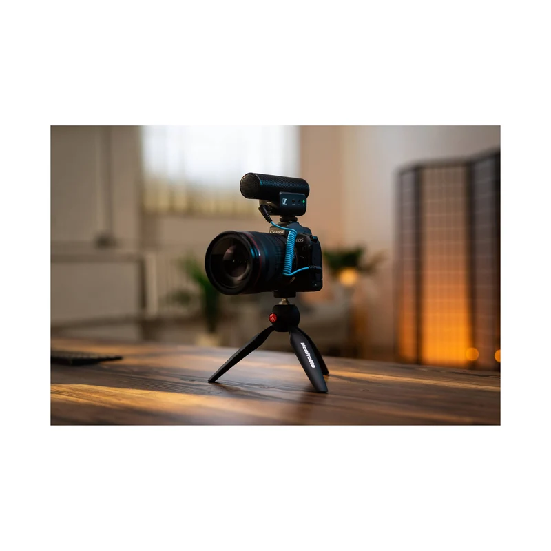 Sennheiser MKE 400 Camera-Mount Shotgun Microphone (2nd Generation)