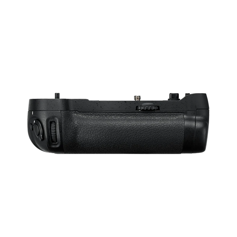 Nikon MB-D17 Battery Grip