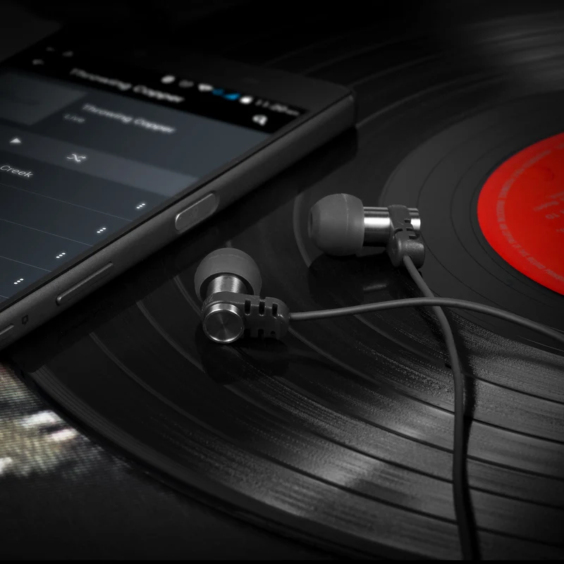 Écouteurs à isolation acoustique Omega IEM avec microphone et télécommande