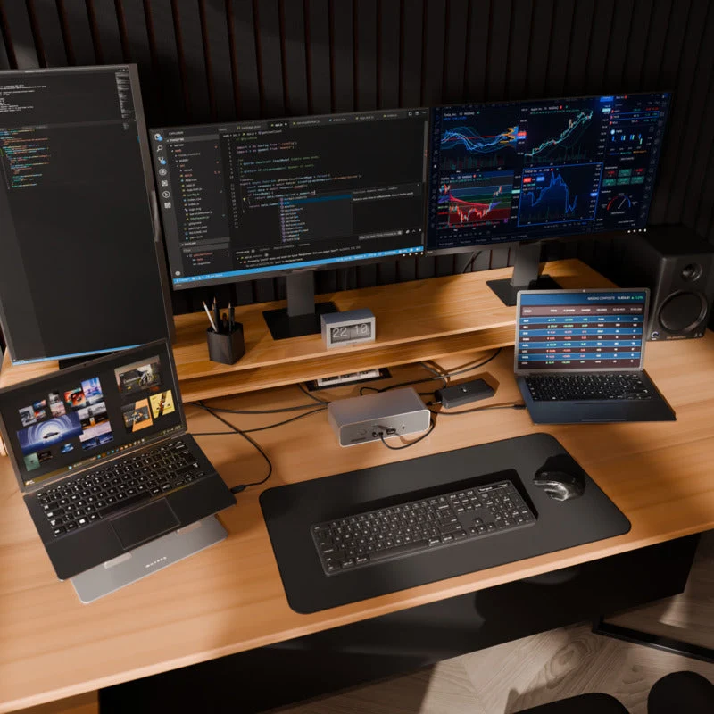 Station d'accueil EcoSmart™ Thunderbolt™ 5 avec double sortie vidéo 8K / triple sortie 4K et adaptateur secteur 140 W