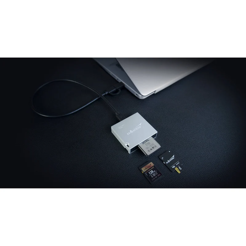 Exascend Essential 4-in-1 Multi-Slot Card Reader