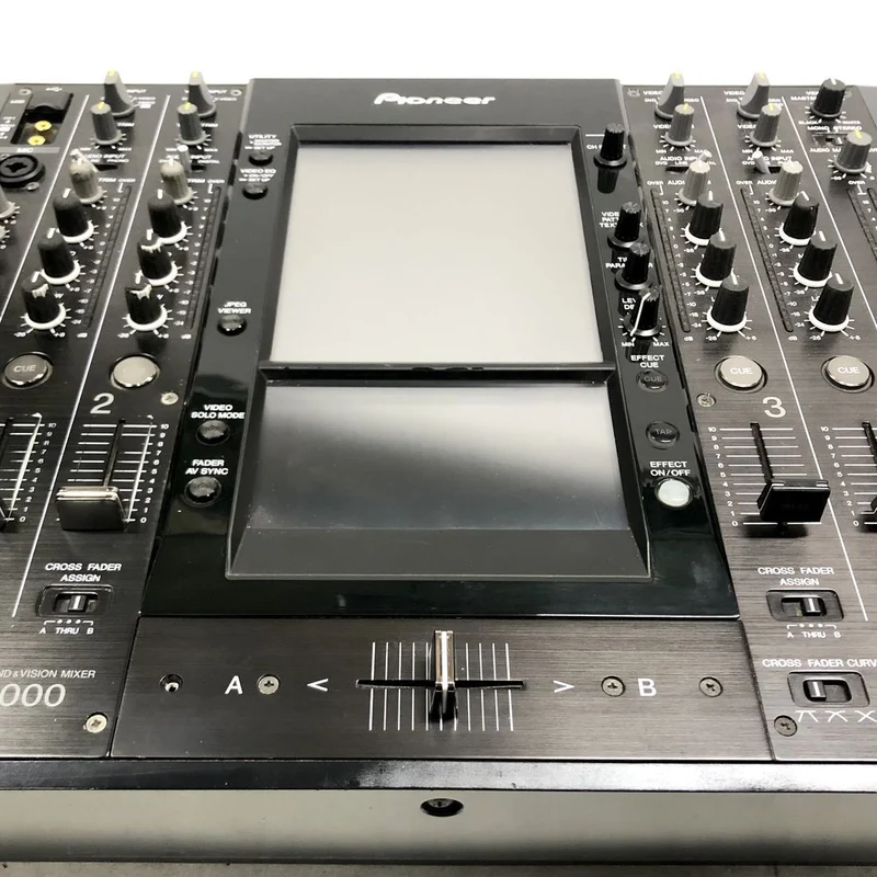 Pioneer SVM-1000 4-Channel Audio and Video Mixer - USED