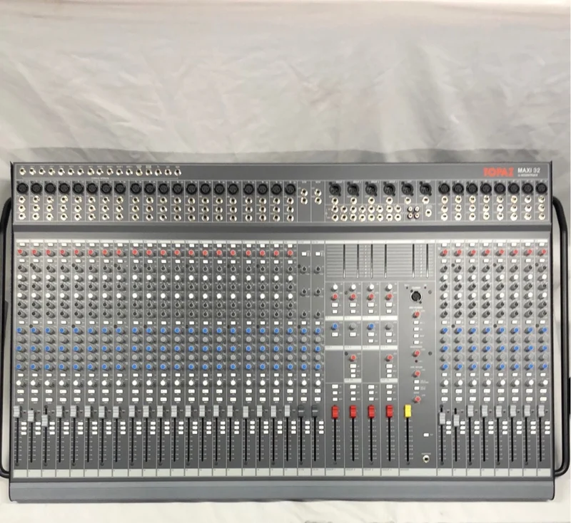Soundtracs TOPAZ MAXI 32 Mixing Console
